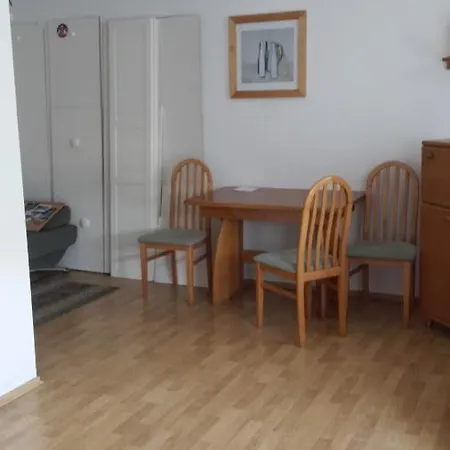 Mieszkanko W Zielonym Domu *